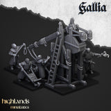 Highlands Miniatures Trebuchet with crew - BrodaForge